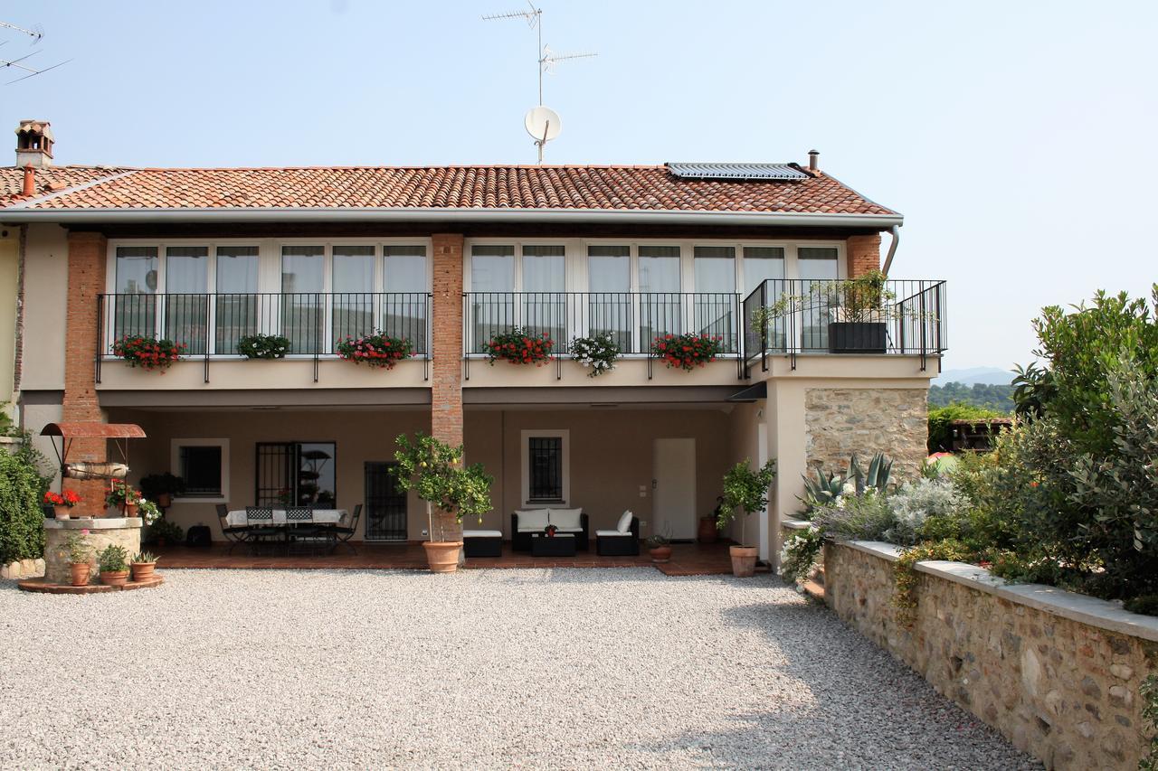 Bed and Breakfast Cascina San Martino Passirano Екстер'єр фото